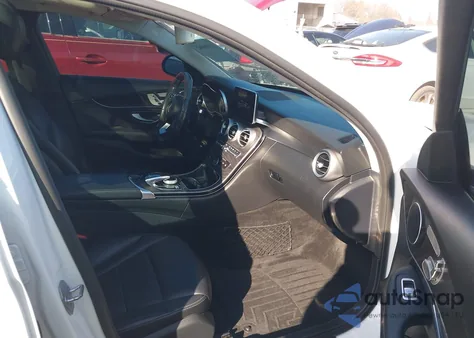 2016 Mercedes-Benz C 300 4Matic from USA, damaged, VIN 55SWF4KB3GU164576